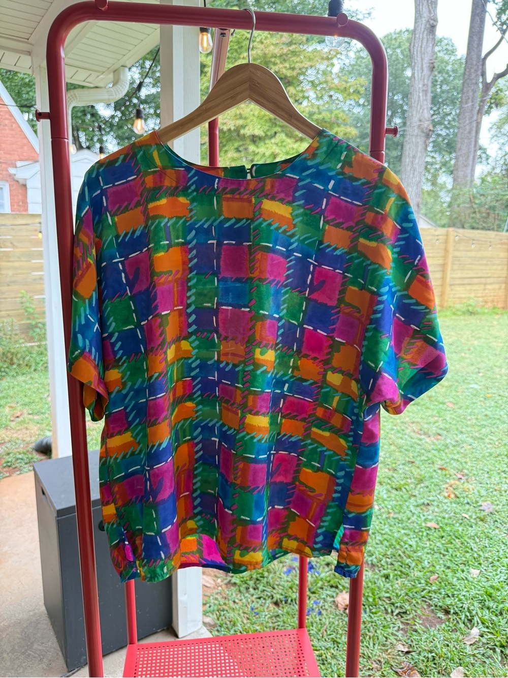 Women’s Bright Multicolor Short Sleeve Top - Vibrant Pattern